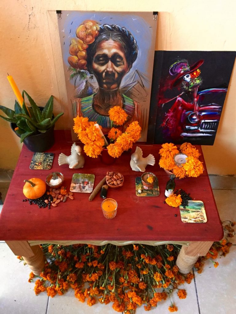 Dia de los muertos ofrenda.